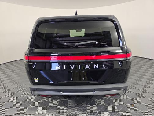 2022 Rivian R1S Launch Edition