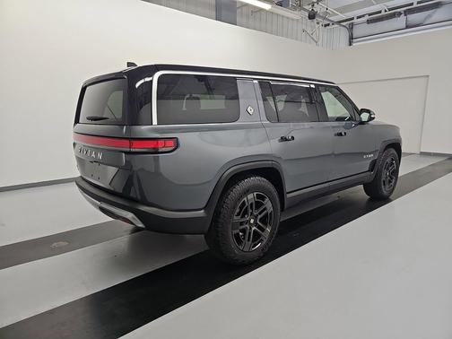 El Cap Granite 2024 Rivian R1S Adventure Package