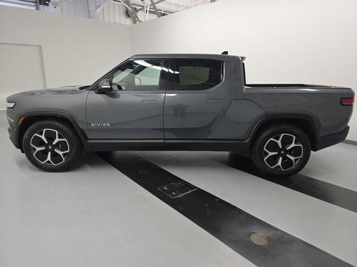 2022 Rivian R1T Adventure