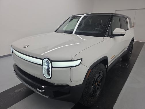 Glacier White 2024 Rivian R1S Adventure Quad Motor Large Pack
