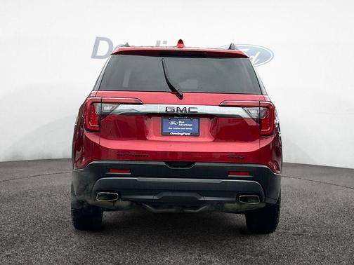 2023 GMC Acadia AT4