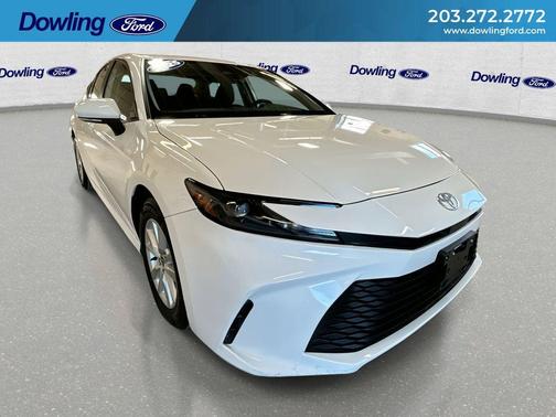 Ice 2025 Toyota Camry SE