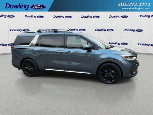 2024 Kia Carnival SX