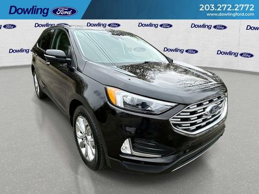 Black Metallic 2024 Ford Edge Titanium