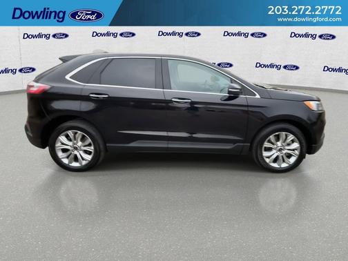 Black Metallic 2024 Ford Edge Titanium