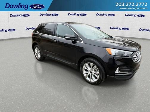 Black Metallic 2024 Ford Edge Titanium