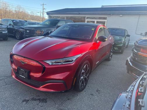 2021 Ford Mustang Mach-E Premium