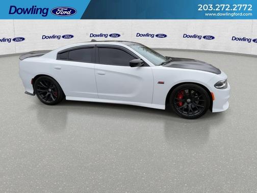 2016 Dodge Charger SRT 392