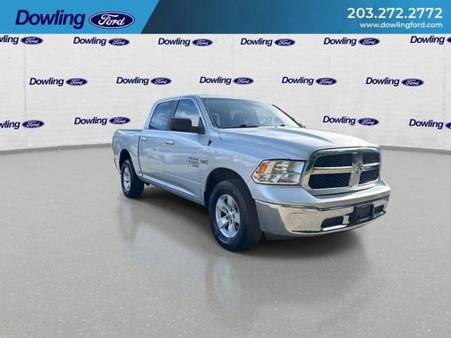 Bright Silver Clearcoat Metallic 2019 RAM 1500 Classic SLT