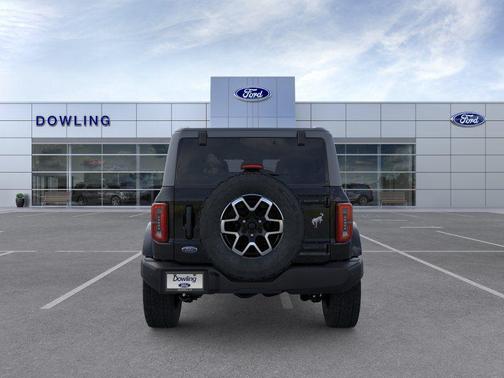Shadow Black 2026 Ford Bronco Outer Banks