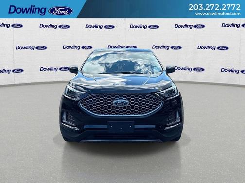 Black Metallic 2023 Ford Edge SEL