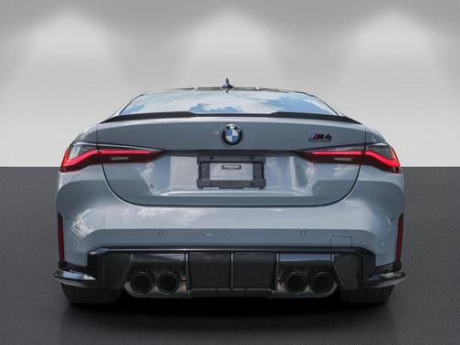 Brooklyn Gray Metallic 2022 BMW M4 Competition xDrive