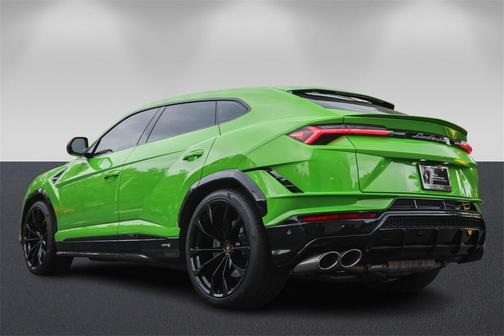 2024 Lamborghini Urus S
