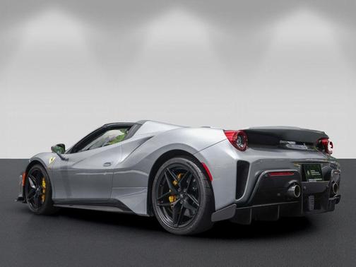Grigio Titanio Metallic 2020 Ferrari 488 Pista Spider