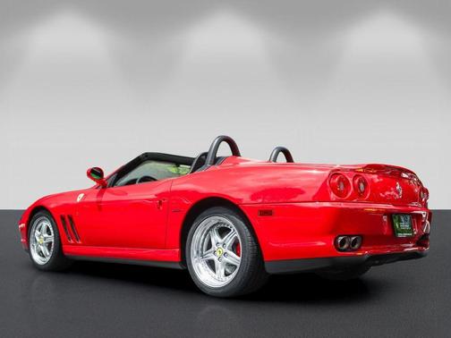 Rosso Corsa 2001 Ferrari 550 Maranello