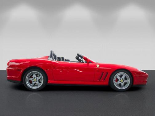 Rosso Corsa 2001 Ferrari 550 Maranello