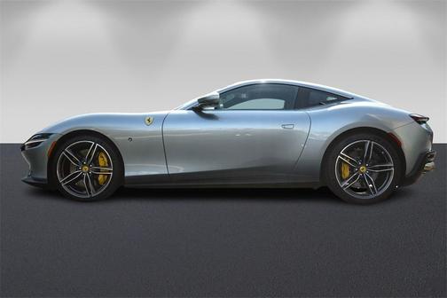 2021 Ferrari Roma Base