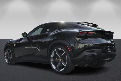 2024 Ferrari Purosangue 