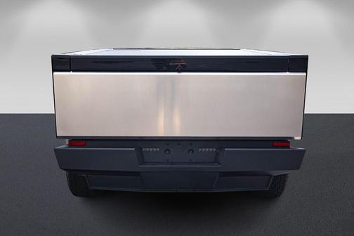 Stainless Steel 2024 Tesla Cybertruck