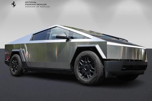 Stainless Steel 2024 Tesla Cybertruck