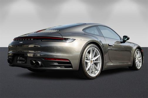 2024 Porsche 911 Carrera