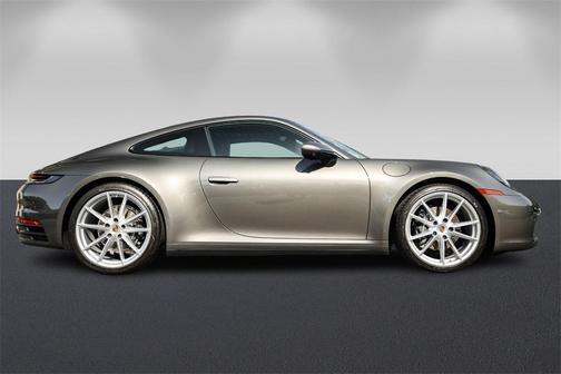 2024 Porsche 911 Carrera