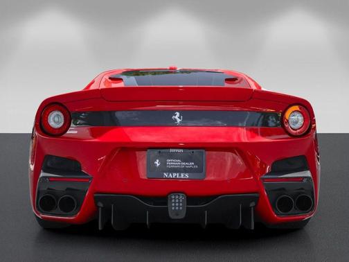 Rosso 2017 Ferrari F12tdf