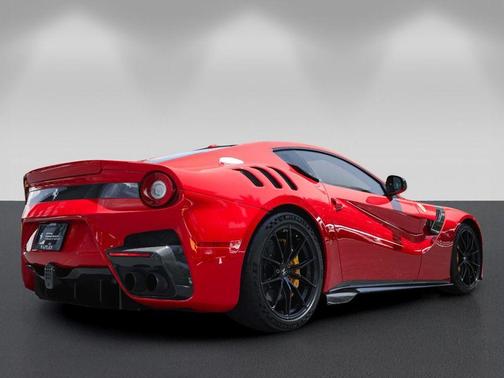 Rosso 2017 Ferrari F12tdf