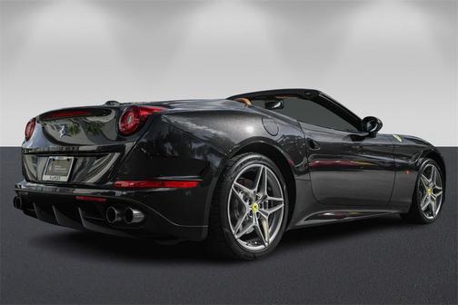 2017 Ferrari California T