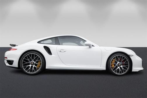 2015 Porsche 911 Turbo S