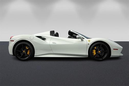 2018 Ferrari 488 Spider Base