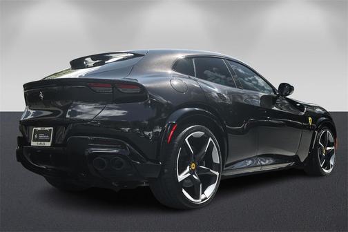 2025 Ferrari Purosangue 