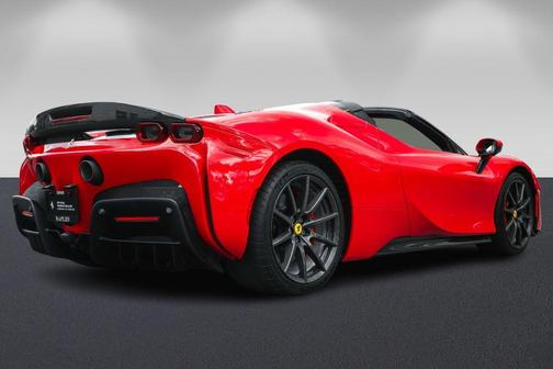2023 Ferrari SF90 Spider 