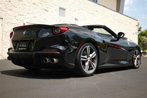2022 Ferrari Portofino M Base