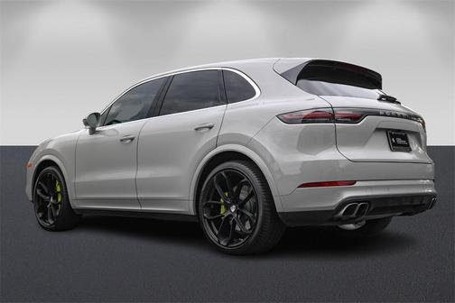 2022 Porsche Cayenne Turbo