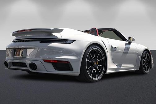 2025 Porsche 911 Turbo S