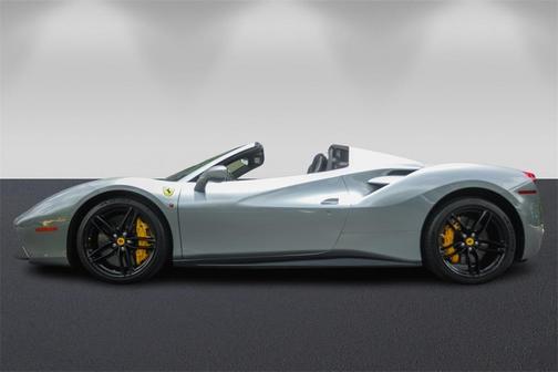 2018 Ferrari 488 Spider Base