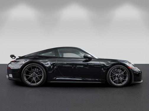 Jet Black Metallic 2026 Porsche 911 GT3