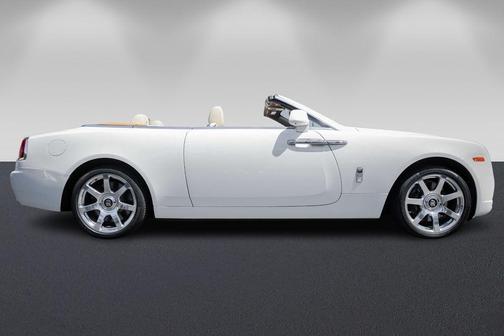 English White 2016 Rolls-Royce Dawn