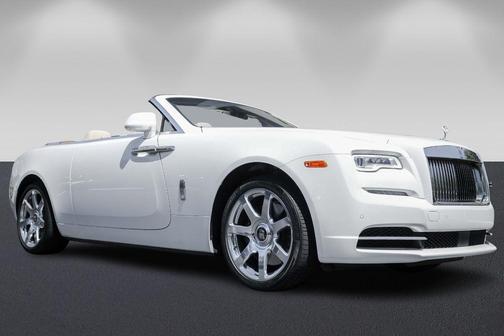 English White 2016 Rolls-Royce Dawn