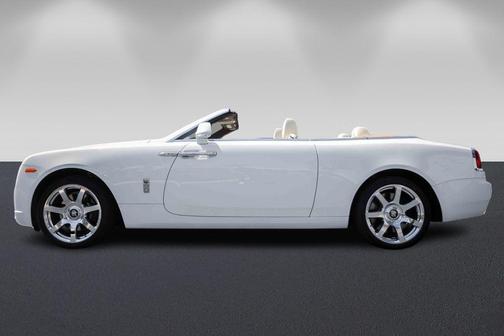 English White 2016 Rolls-Royce Dawn