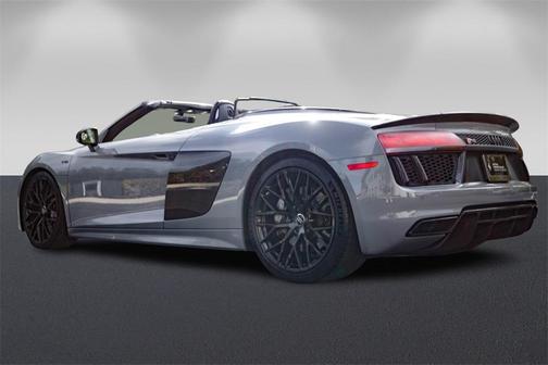 2018 Audi R8 5.2 quattro Plus