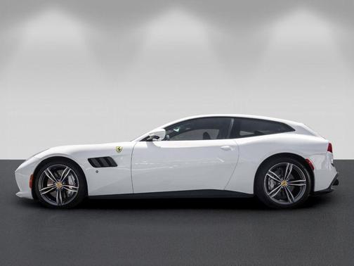 Bianco Avus 2020 Ferrari GTC4Lusso V12