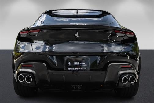 2024 Ferrari Purosangue Base