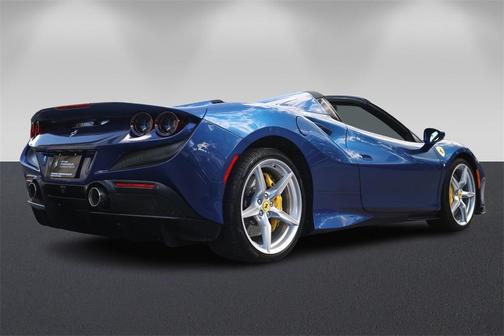 2022 Ferrari F8 Spider Base