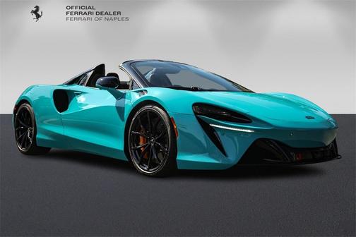 2025 McLaren Artura Performance