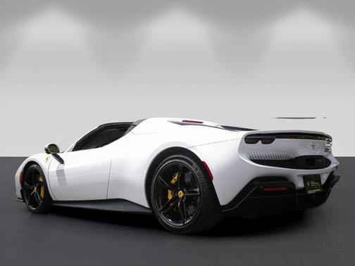 Bianco Cervino 2024 Ferrari 296 GTS