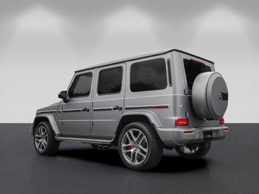 Platinum 2026 Mercedes-Benz AMG G 63