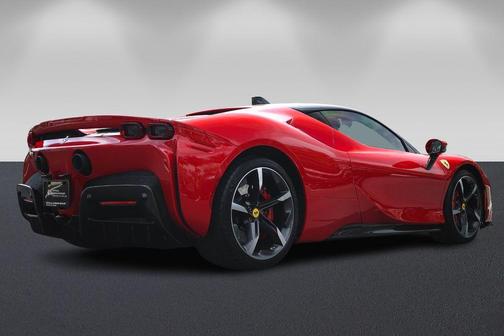 Rosso Corsa 2021 Ferrari SF90 Stradale