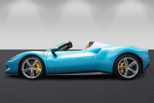 2024 Ferrari 296 GTS Base